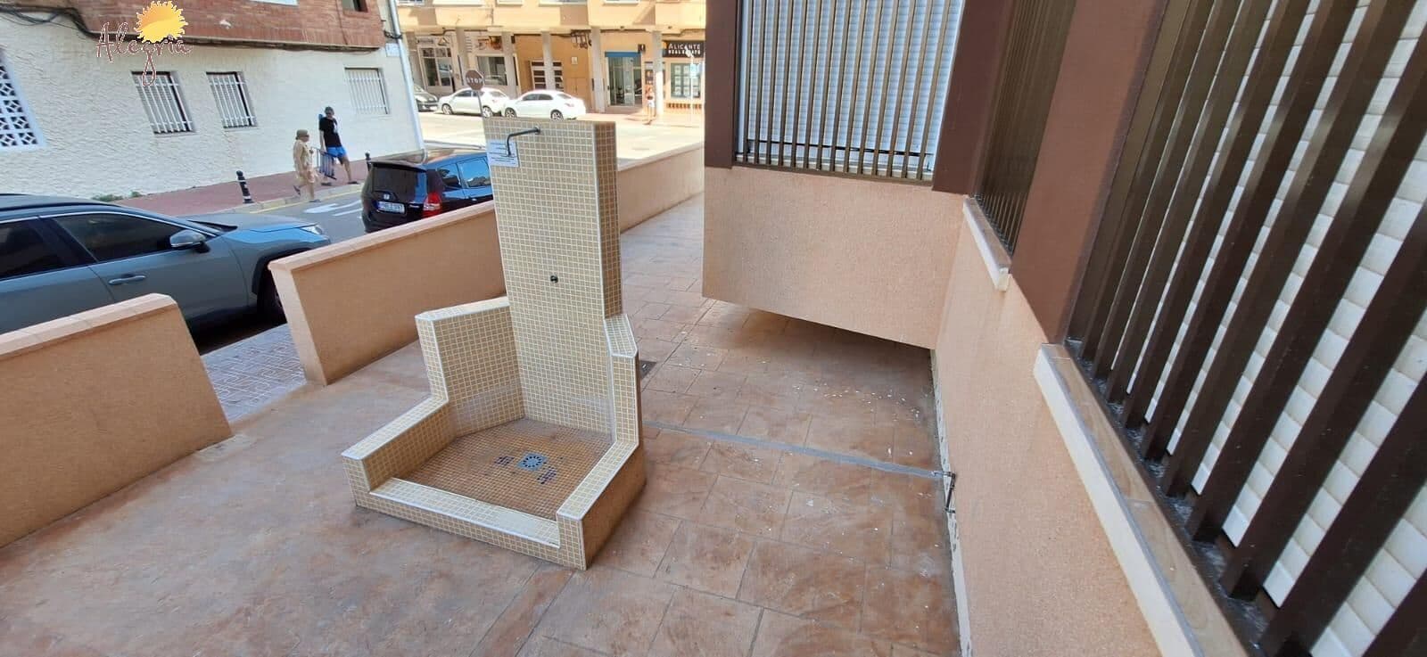 3 makuuhuone Asunto myytävänä paikassa La Mata mukana 
autotalli - 260 000 € (Ref: 9163703)