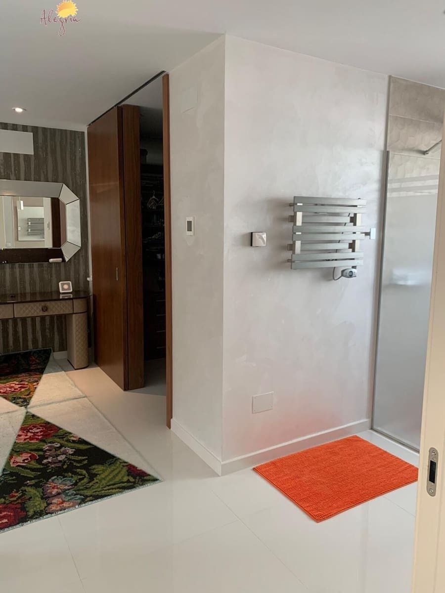 3 slaapkamer Villa te koop in Campoamor - € 899.000 (Ref: 9163705)