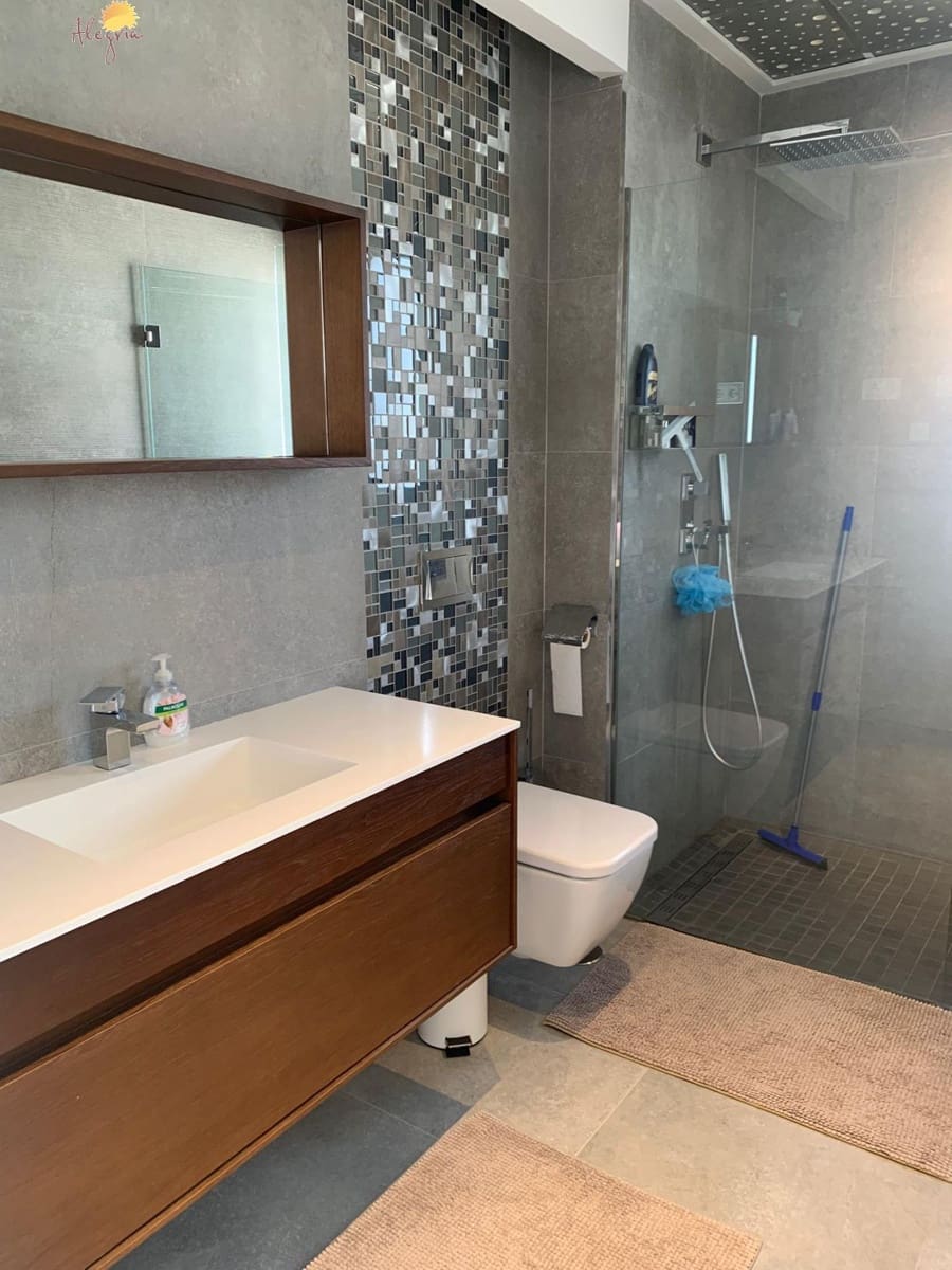 3 slaapkamer Villa te koop in Campoamor - € 899.000 (Ref: 9163705)