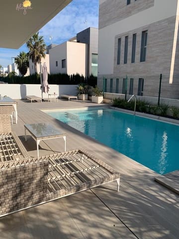Chalet de 3 habitaciones en Campoamor, Orihuela en venta - 899.000 € (Ref: 9163705)