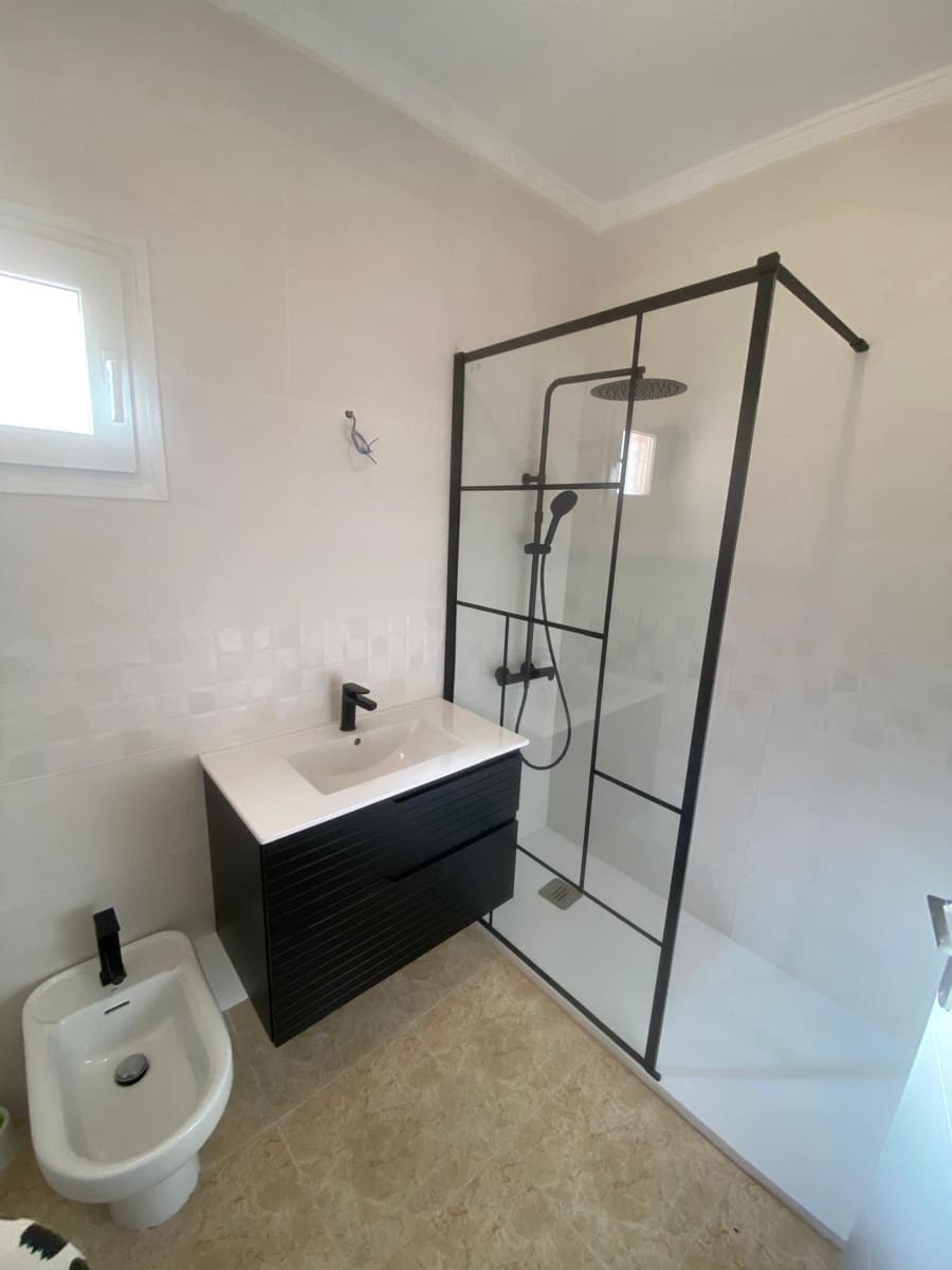 2 sypialnia Willa na sprzedaż w Torrevieja - 310 000 € (Ref: 9165749)