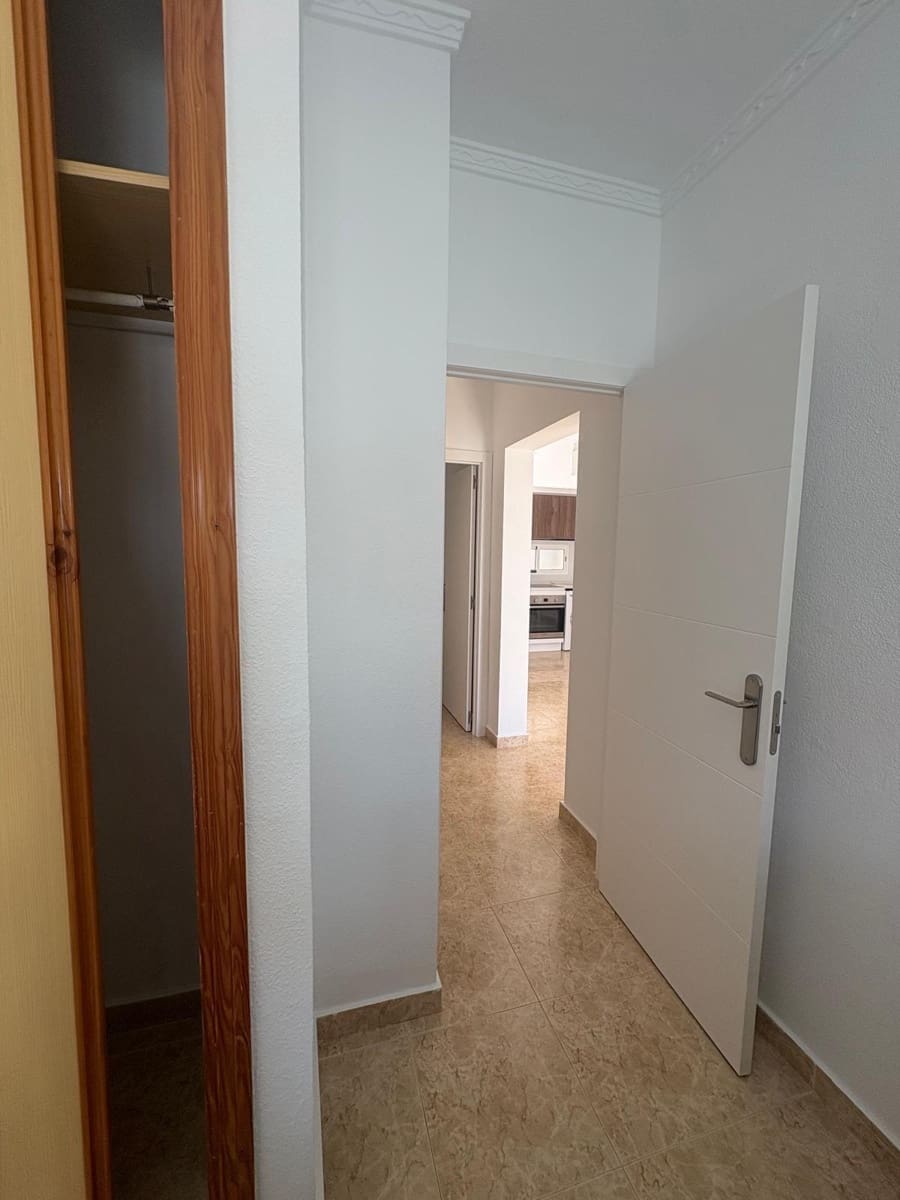 2 sypialnia Willa na sprzedaż w Torrevieja - 310 000 € (Ref: 9165749)