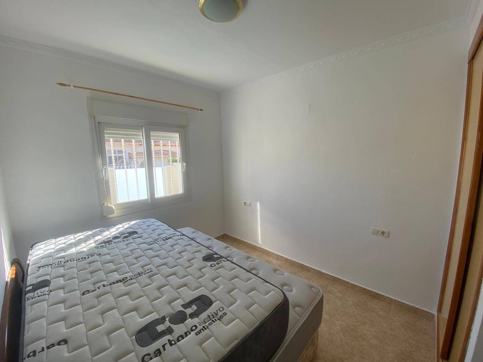 2 sypialnia Willa na sprzedaż w Torrevieja - 310 000 € (Ref: 9165749)