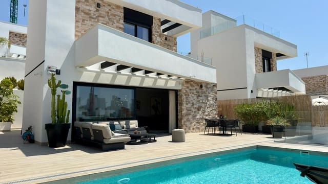 3 soveværelse Villa til salg i Finestrat med swimmingpool - € 680.000 (Ref: 9169508)