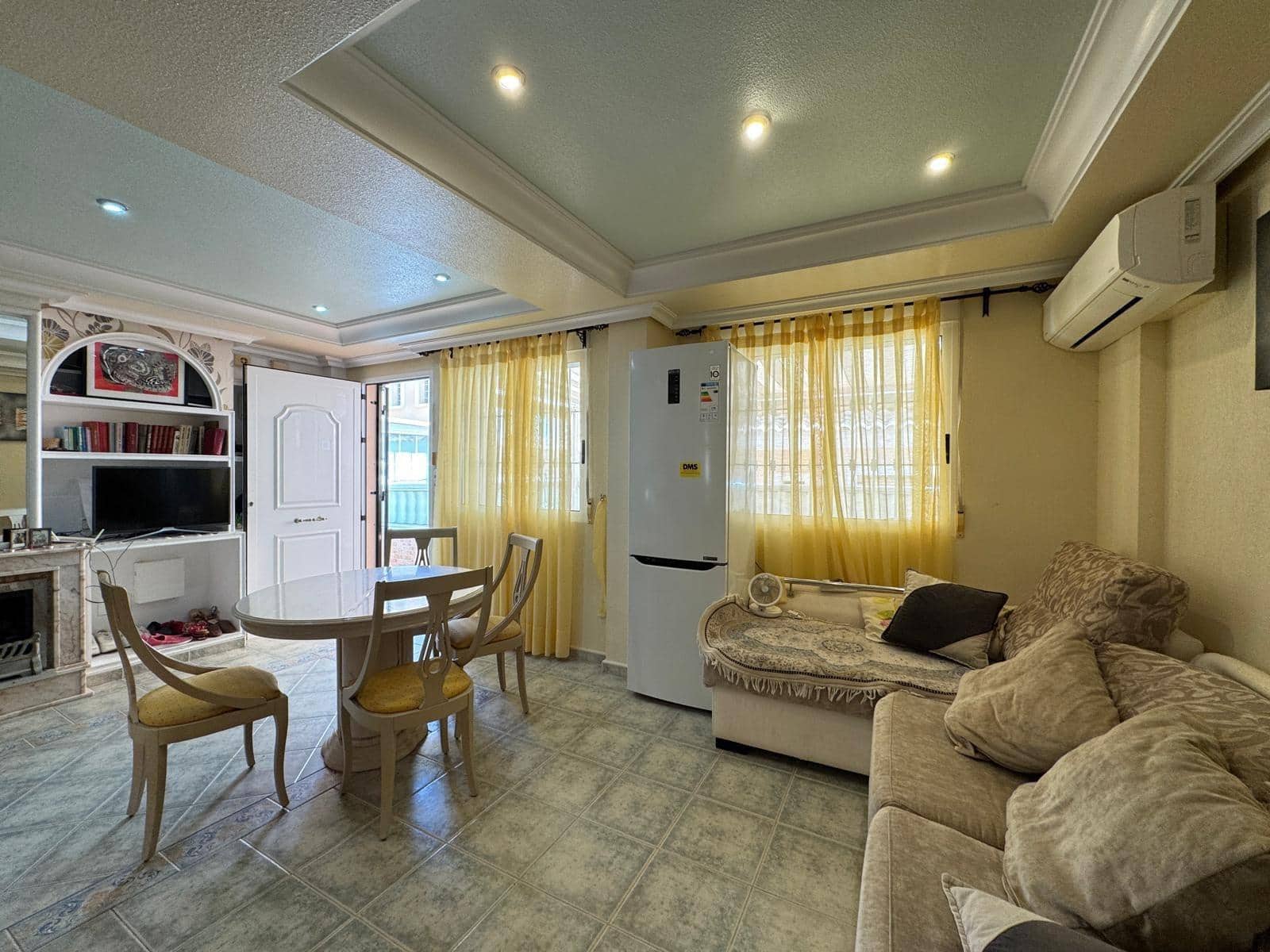 3 sypialnia Dom szeregowy na sprzedaż w Guardamar del Segura z basenem - 283 500 € (Ref: 9169510)