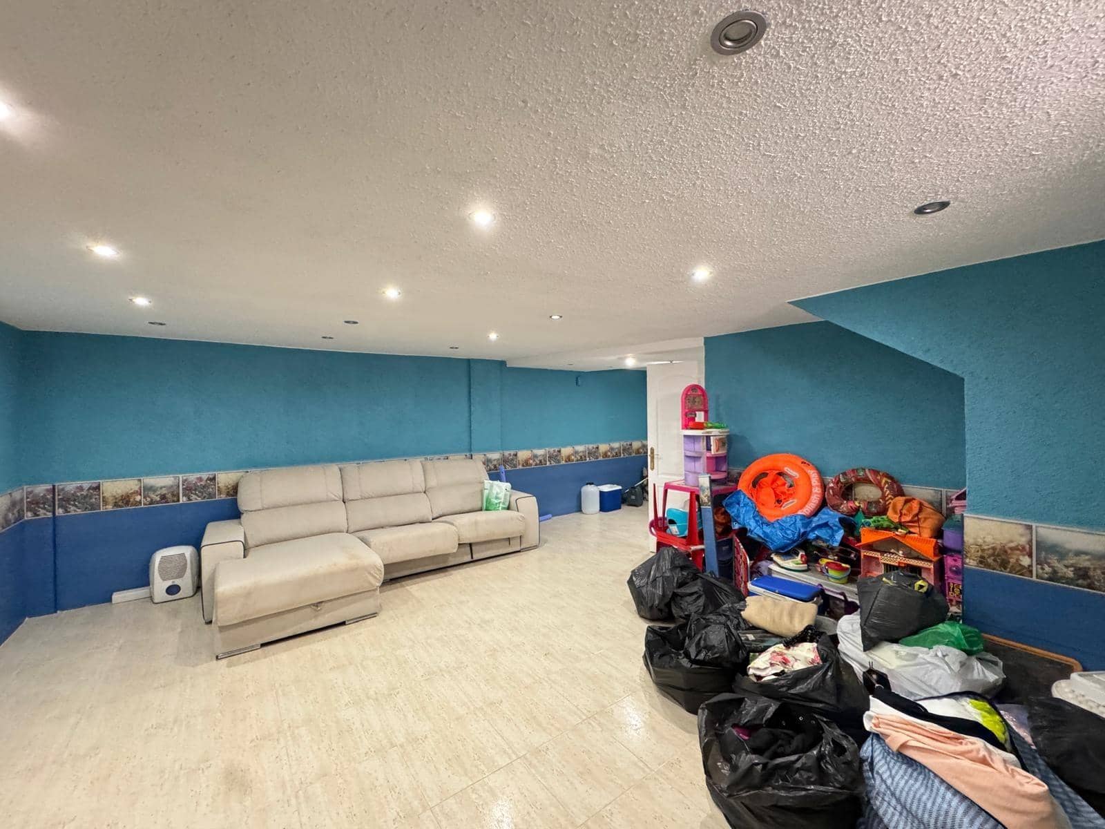 3 sypialnia Dom szeregowy na sprzedaż w Guardamar del Segura z basenem - 283 500 € (Ref: 9169510)