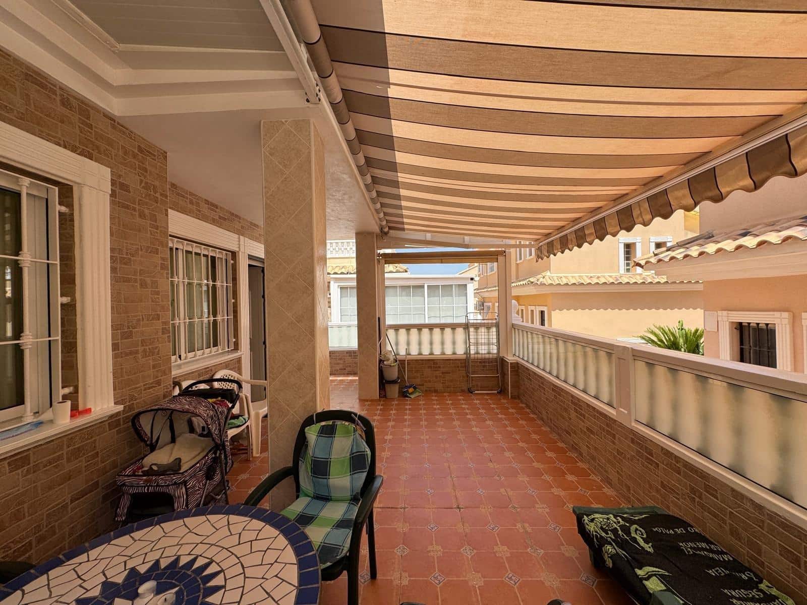 3 sypialnia Dom szeregowy na sprzedaż w Guardamar del Segura z basenem - 283 500 € (Ref: 9169510)