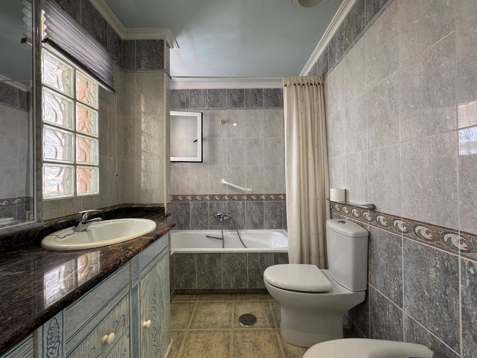 3 sypialnia Dom szeregowy na sprzedaż w Guardamar del Segura z basenem - 283 500 € (Ref: 9169510)