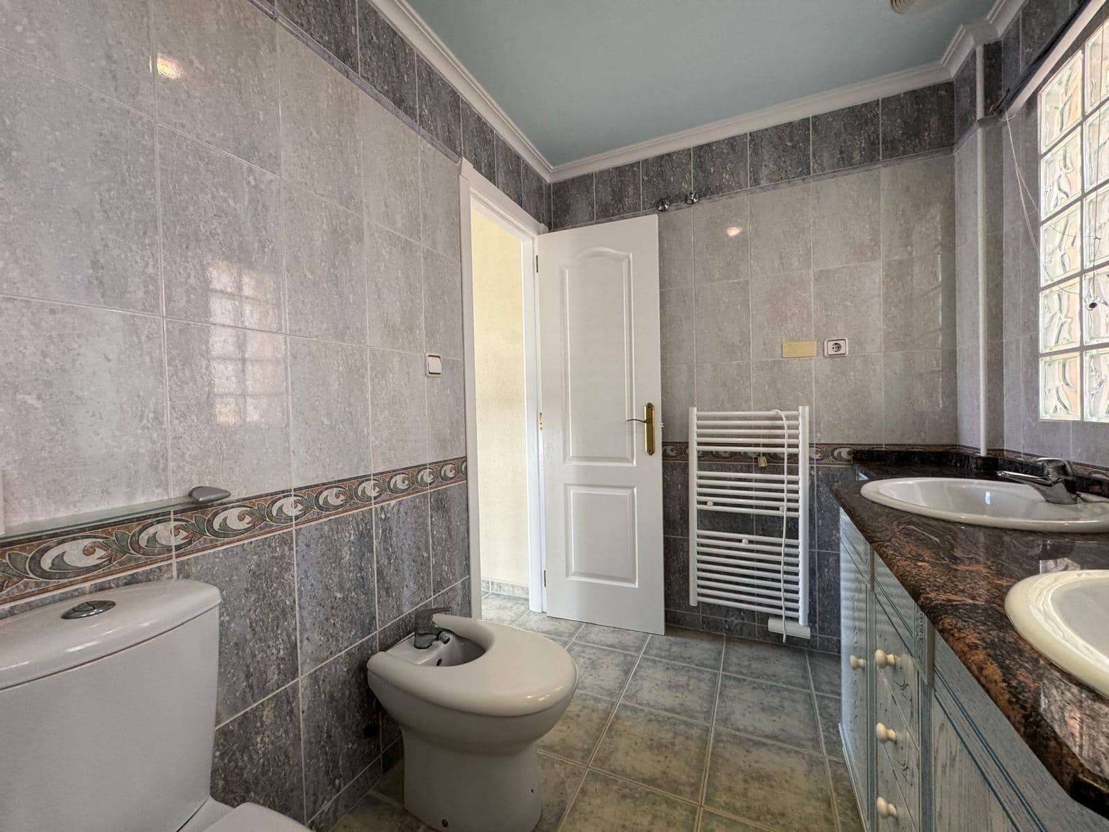 3 sypialnia Dom szeregowy na sprzedaż w Guardamar del Segura z basenem - 283 500 € (Ref: 9169510)