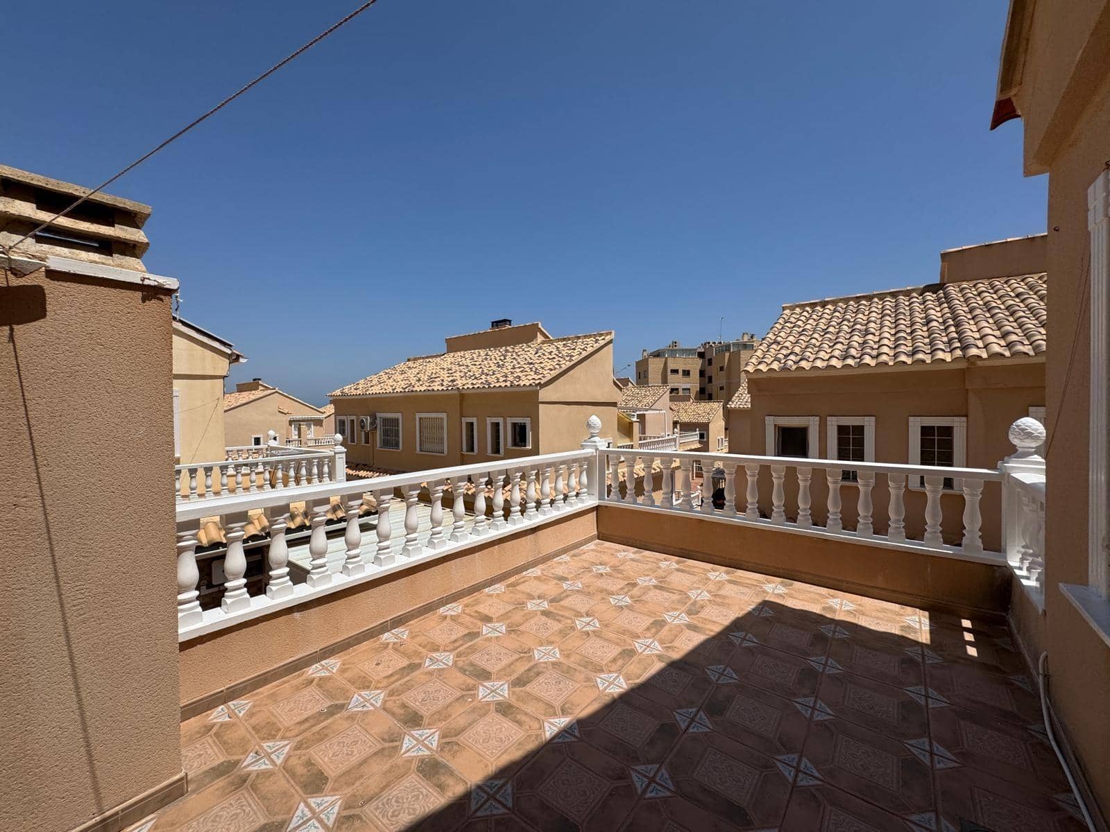 3 sypialnia Dom szeregowy na sprzedaż w Guardamar del Segura z basenem - 283 500 € (Ref: 9169510)