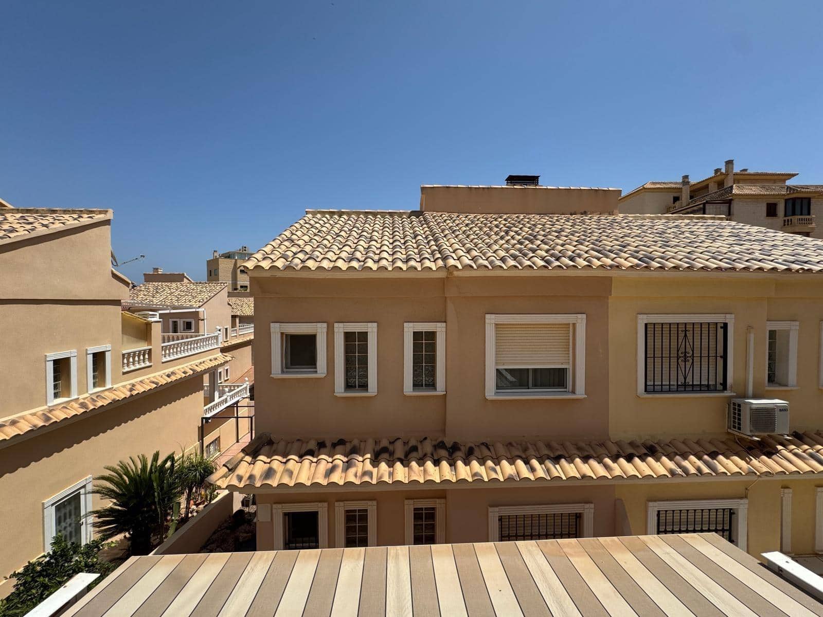 3 sypialnia Dom szeregowy na sprzedaż w Guardamar del Segura z basenem - 283 500 € (Ref: 9169510)