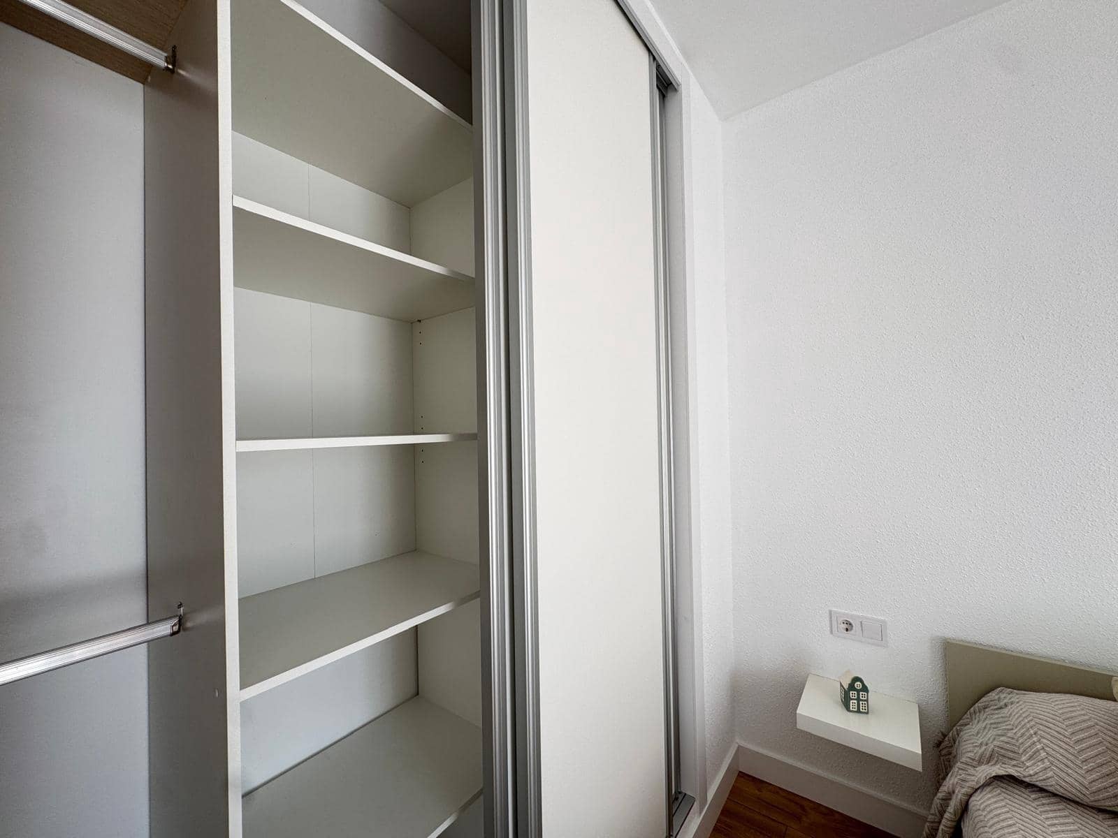 3 soverom Rekkehus til salgs i Torrevieja med svømmebasseng - € 249 900 (Ref: 9169511)