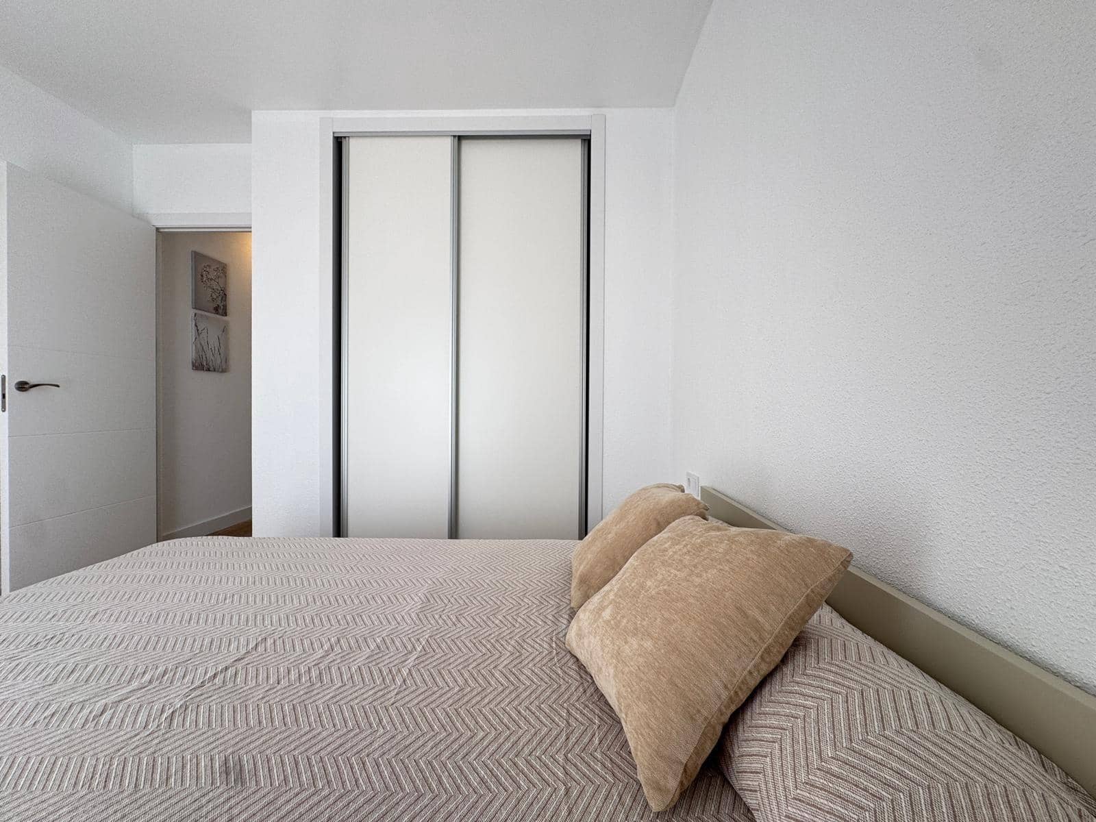 3 soverom Rekkehus til salgs i Torrevieja med svømmebasseng - € 249 900 (Ref: 9169511)