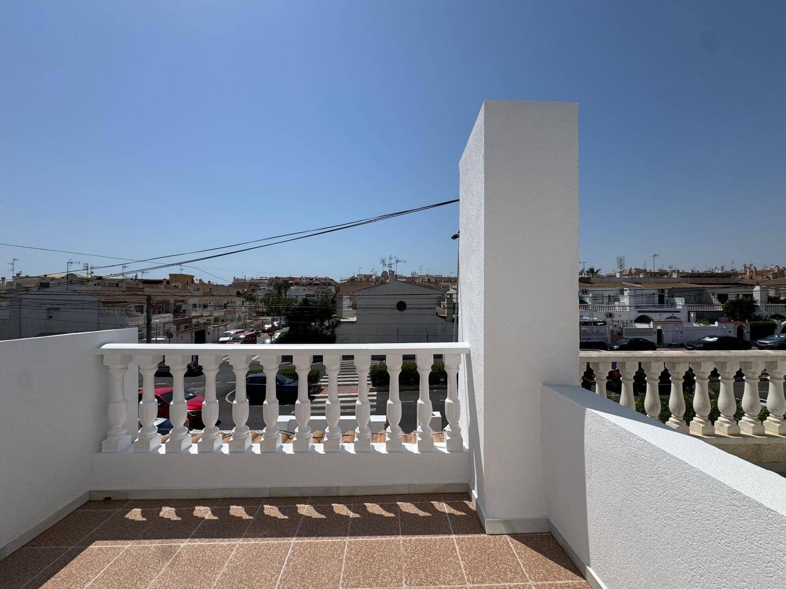 3 soverom Rekkehus til salgs i Torrevieja med svømmebasseng - € 249 900 (Ref: 9169511)