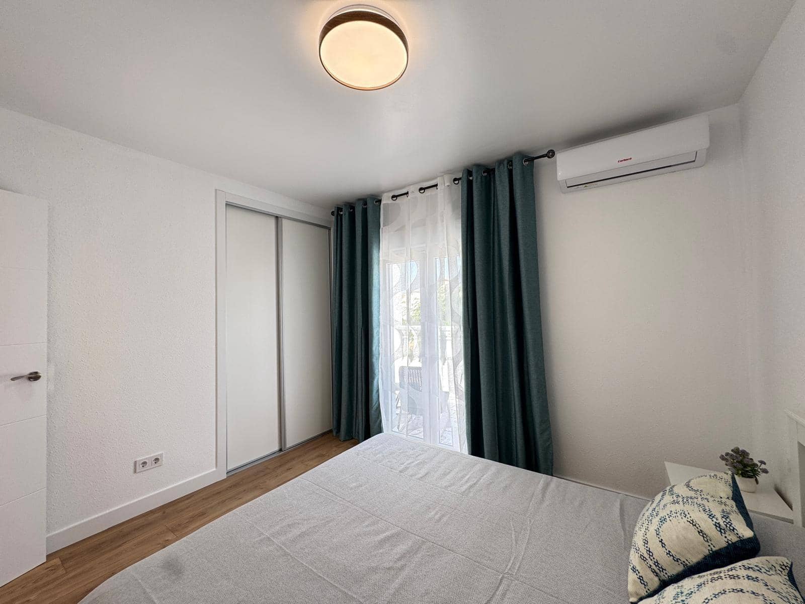 3 soverom Rekkehus til salgs i Torrevieja med svømmebasseng - € 249 900 (Ref: 9169511)