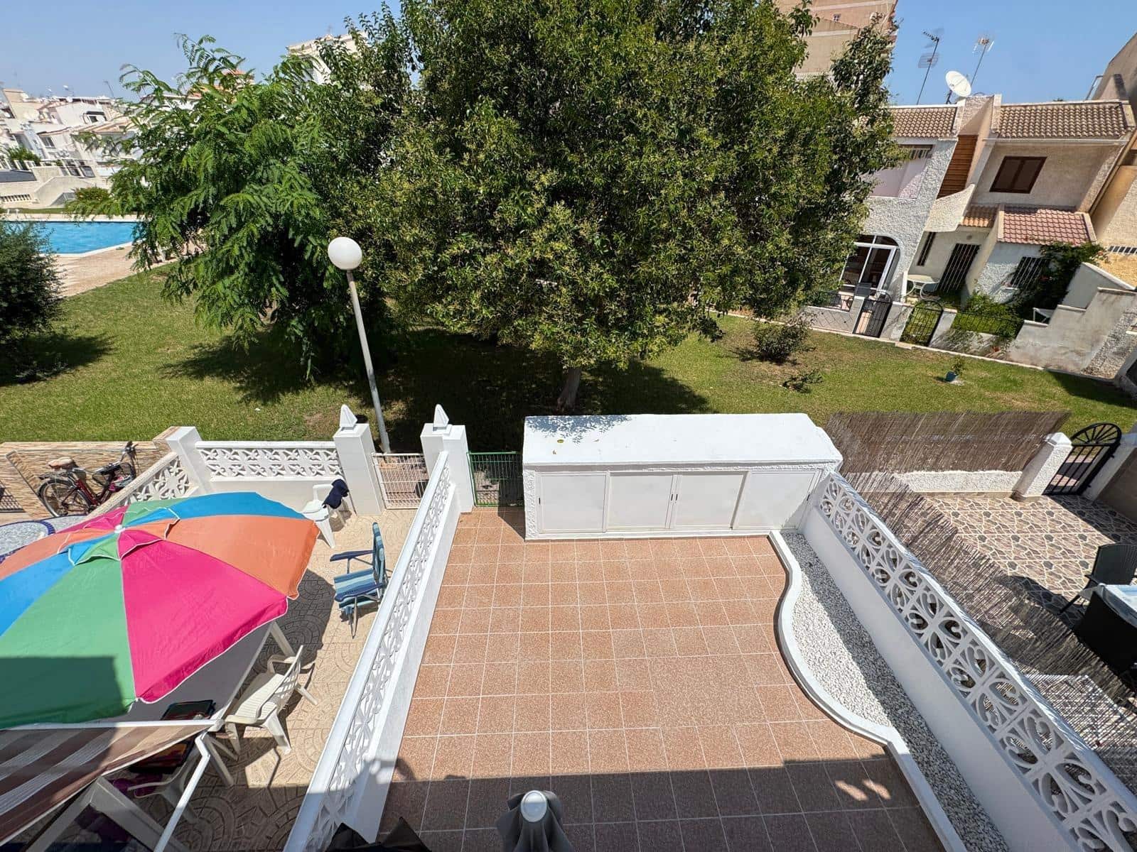 3 soverom Rekkehus til salgs i Torrevieja med svømmebasseng - € 249 900 (Ref: 9169511)