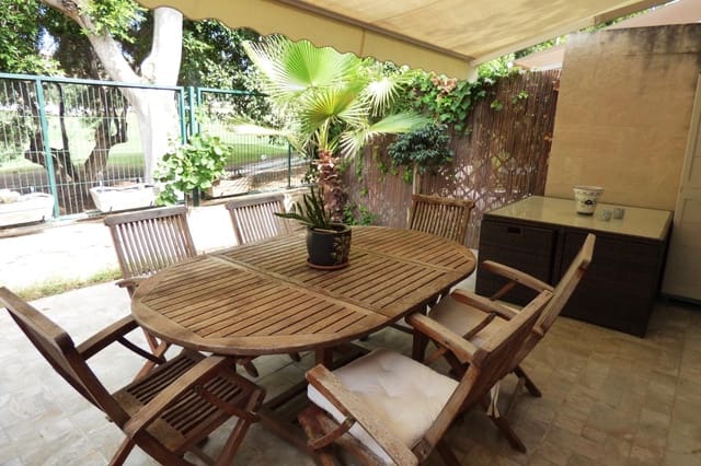 4 soveværelse Rækkehus til salg i Alicante Golf, Alicante by med swimmingpool garage - € 699.000 (Ref: 9170723)