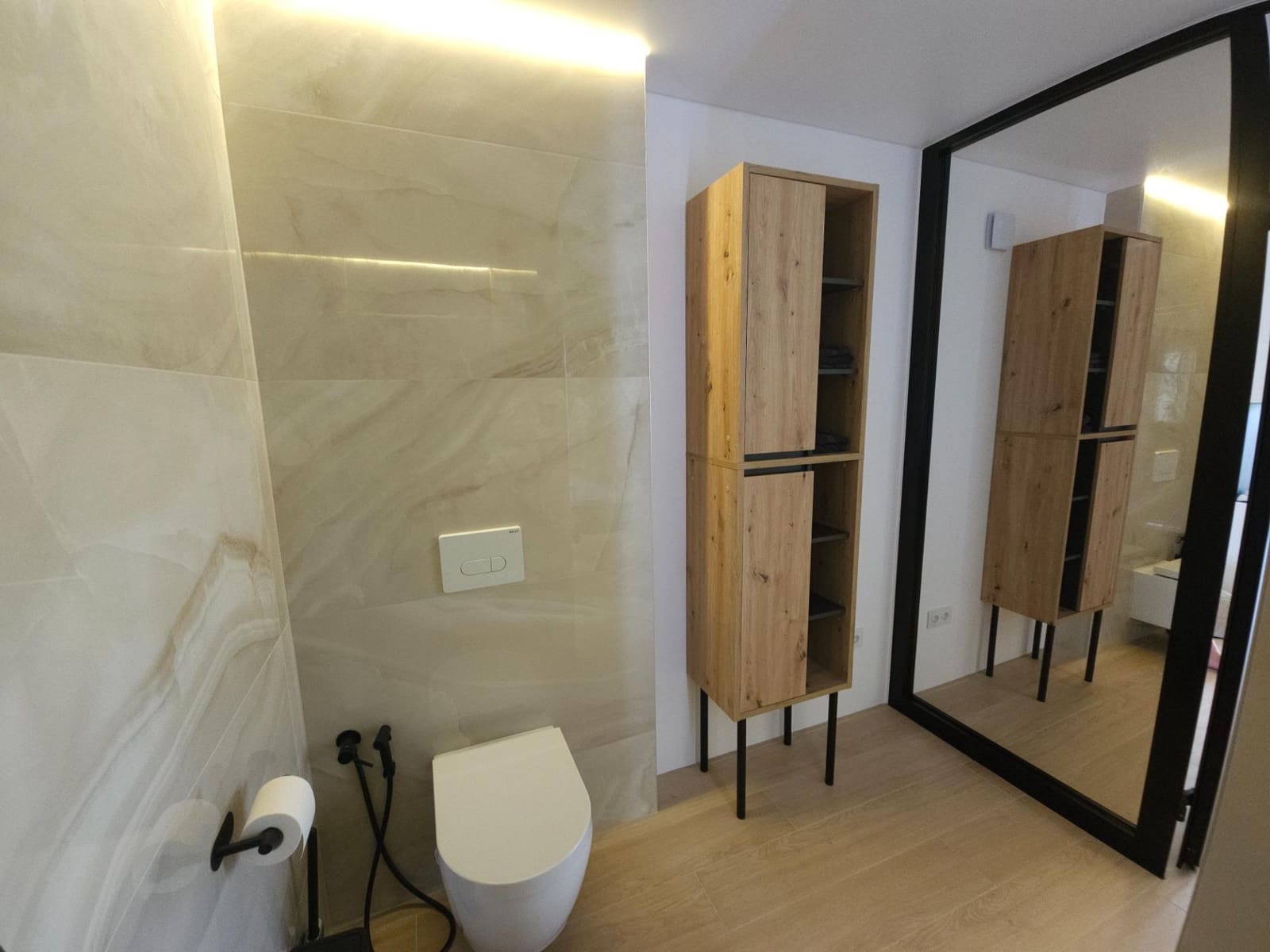 2 soverom Leilighet til salgs i La Veleta med garasje - € 180 000 (Ref: 9171398)