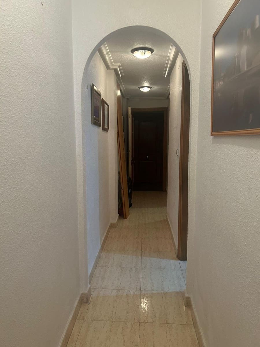 2 quarto Apartamento para venda em Torrevieja com garagem - 129 900 € (Ref: 9173434)