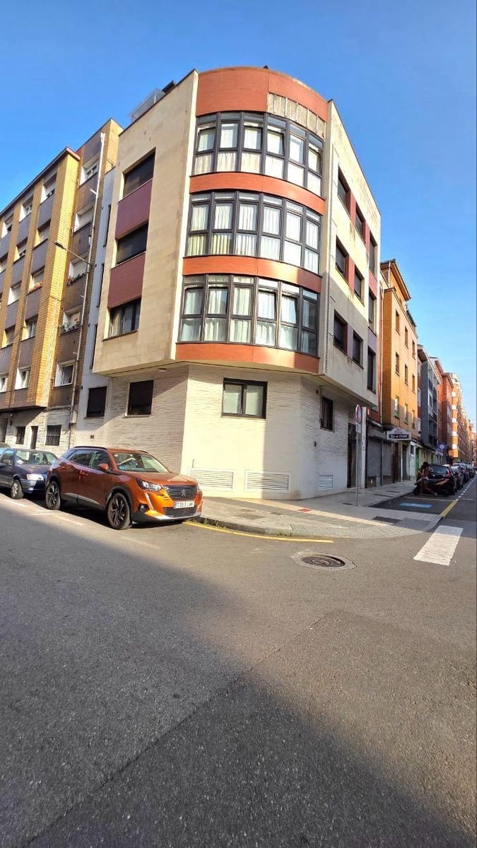2 chambre Penthouse à vendre à Gijon - 180 000 € (Ref: 9176434)