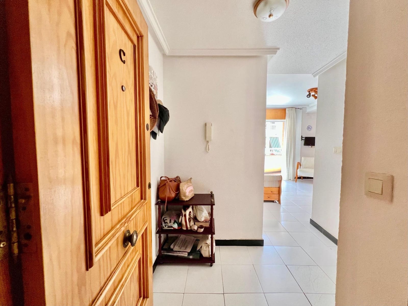 1 quarto Apartamento para venda em Torrevieja - 99 000 € (Ref: 9176437)