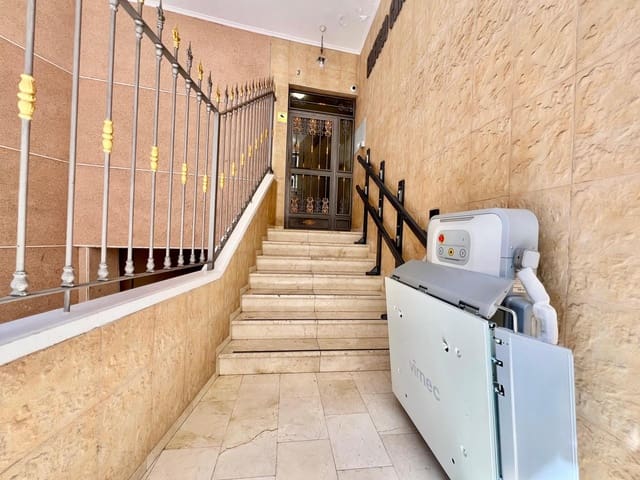1 quarto Apartamento para venda em Avenida Habaneras - Curva de Palangre, Torrevieja - 99 000 € (Ref: 9176437)