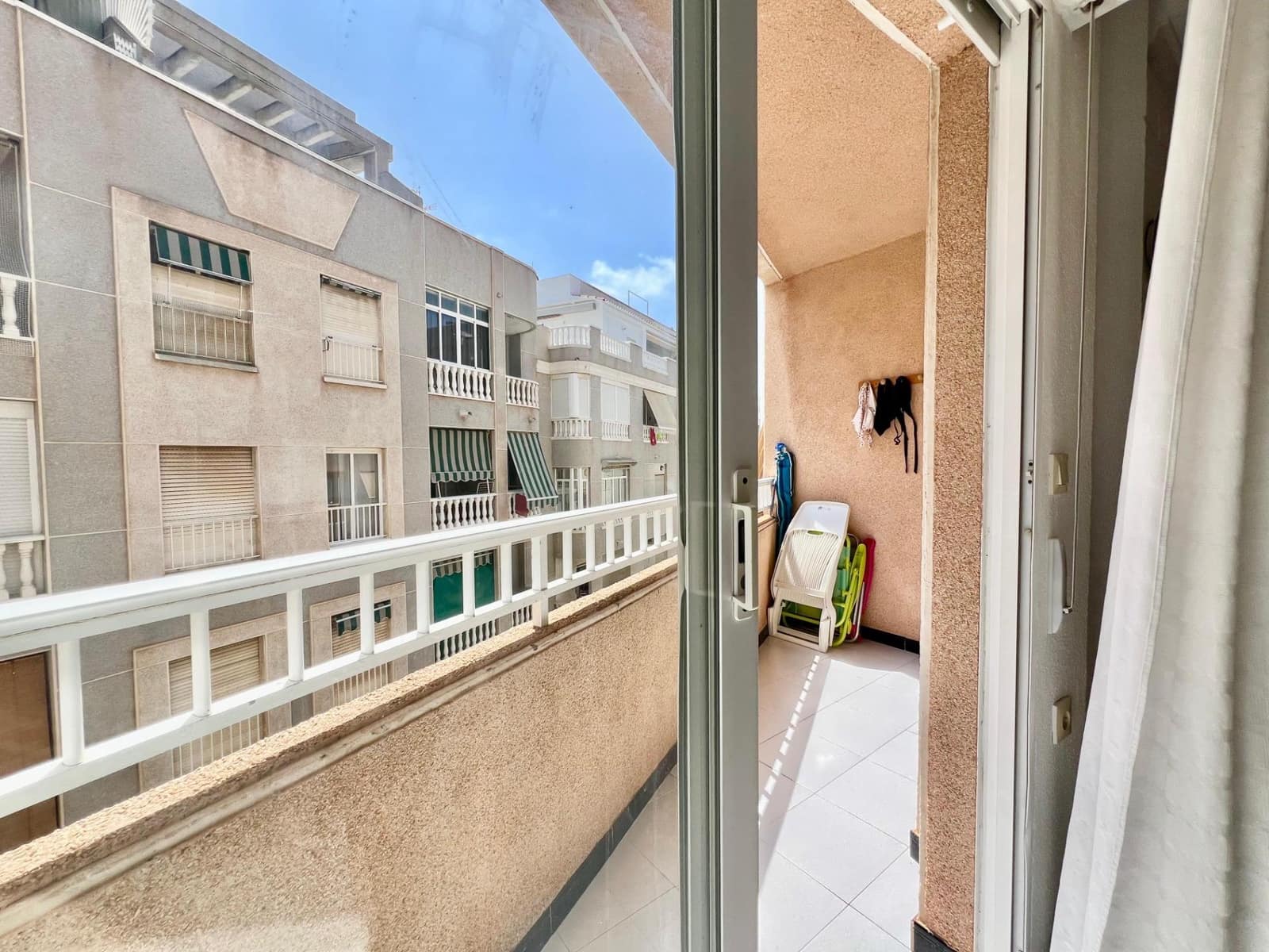 1 quarto Apartamento para venda em Torrevieja - 99 000 € (Ref: 9176437)