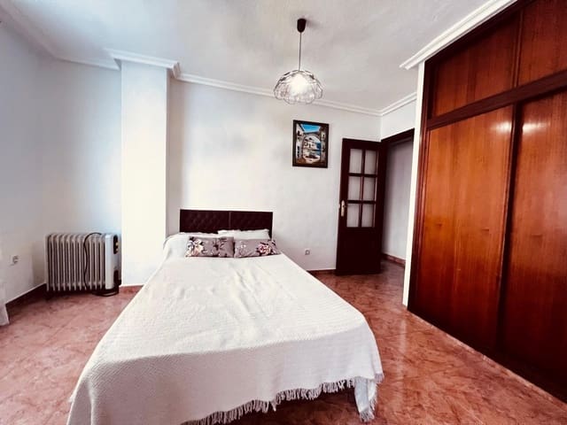 3 bedroom Flat for sale in Torrevieja - € 164,900 (Ref: 9183651)