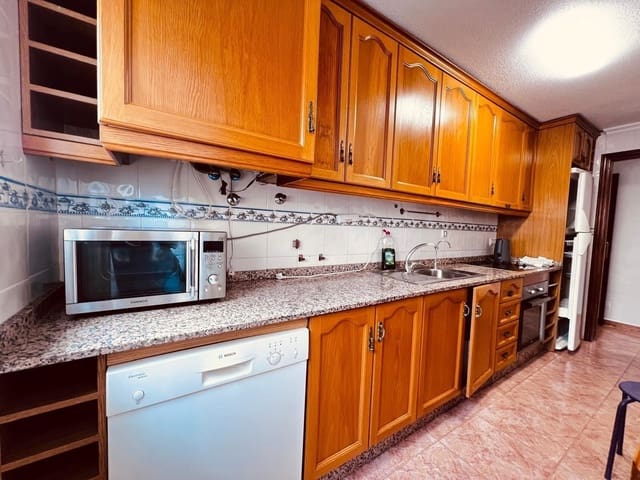 3 bedroom Flat for sale in Torrevieja - € 164,900 (Ref: 9183651)