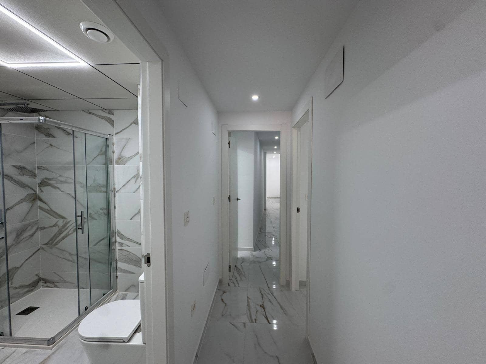 2 soveværelse Lejlighed til salg i Torrevieja - € 219.900 (Ref: 9185367)