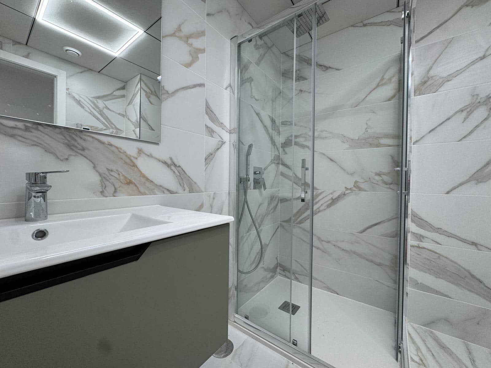 2 soveværelse Lejlighed til salg i Torrevieja - € 219.900 (Ref: 9185367)