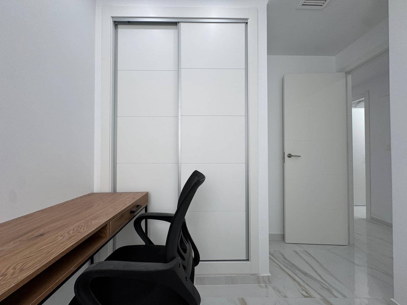 2 soveværelse Lejlighed til salg i Torrevieja - € 219.900 (Ref: 9185367)