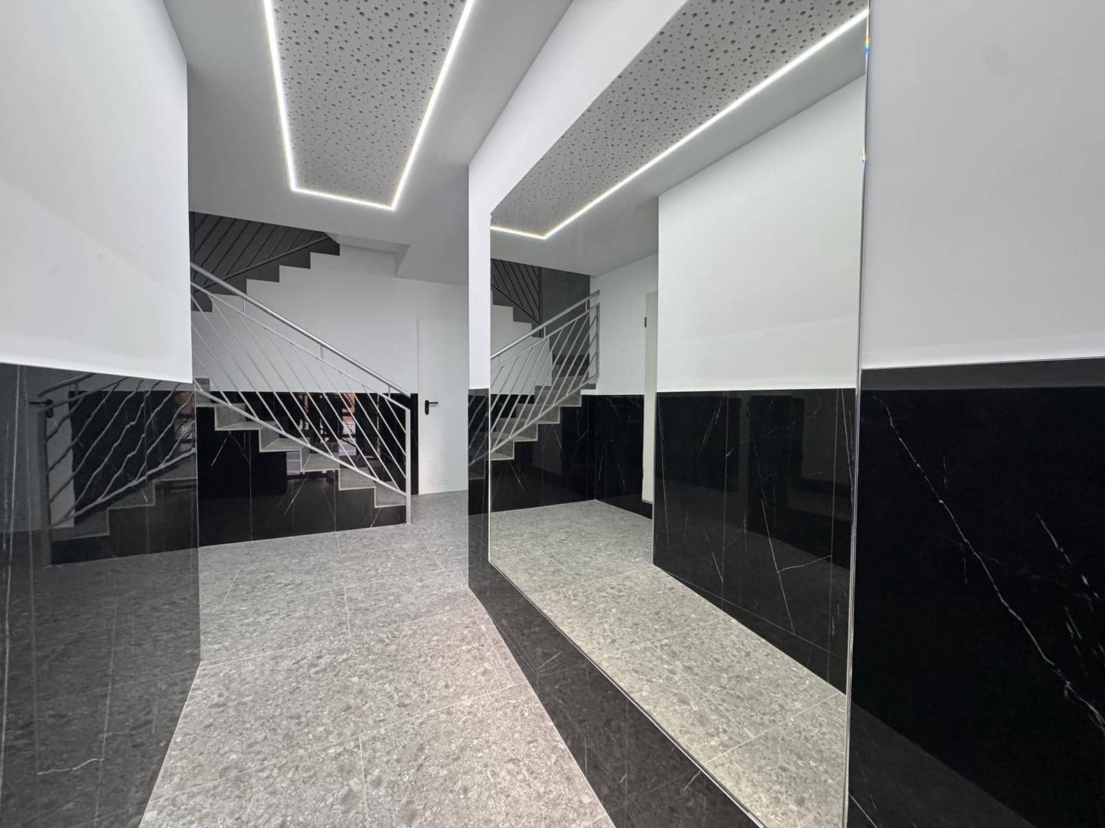 2 soveværelse Lejlighed til salg i Torrevieja - € 219.900 (Ref: 9185367)