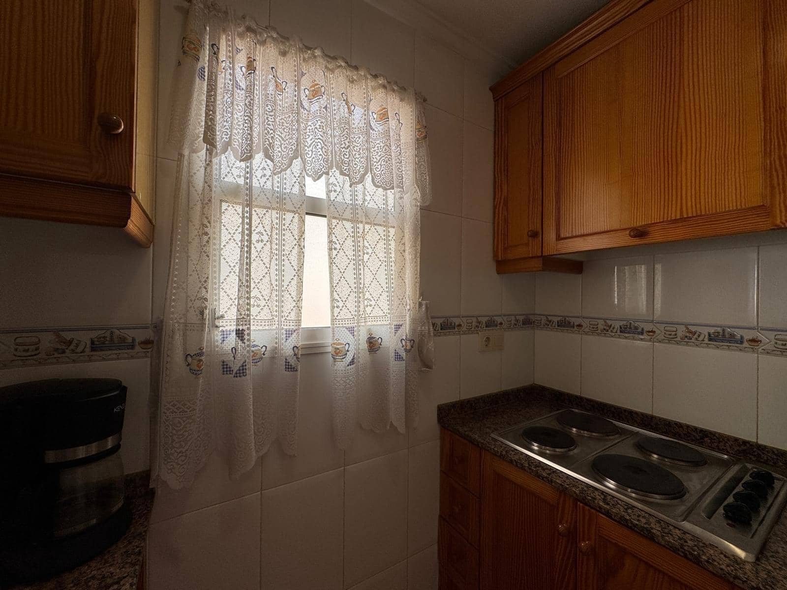 Apartamento de 2 habitaciones en Torrevieja en venta con piscina - 134.900 € (Ref: 9185369)