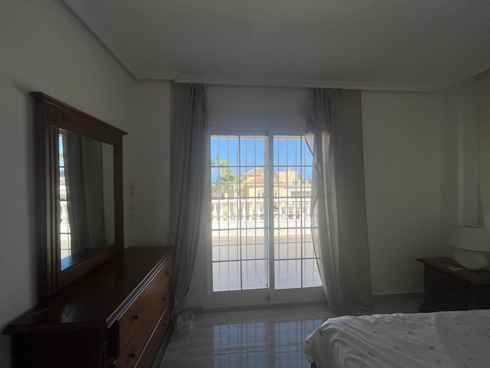 5 slaapkamer Halfvrijstaande villa te koop in La Mata met zwembad - € 670.000 (Ref: 9188417)