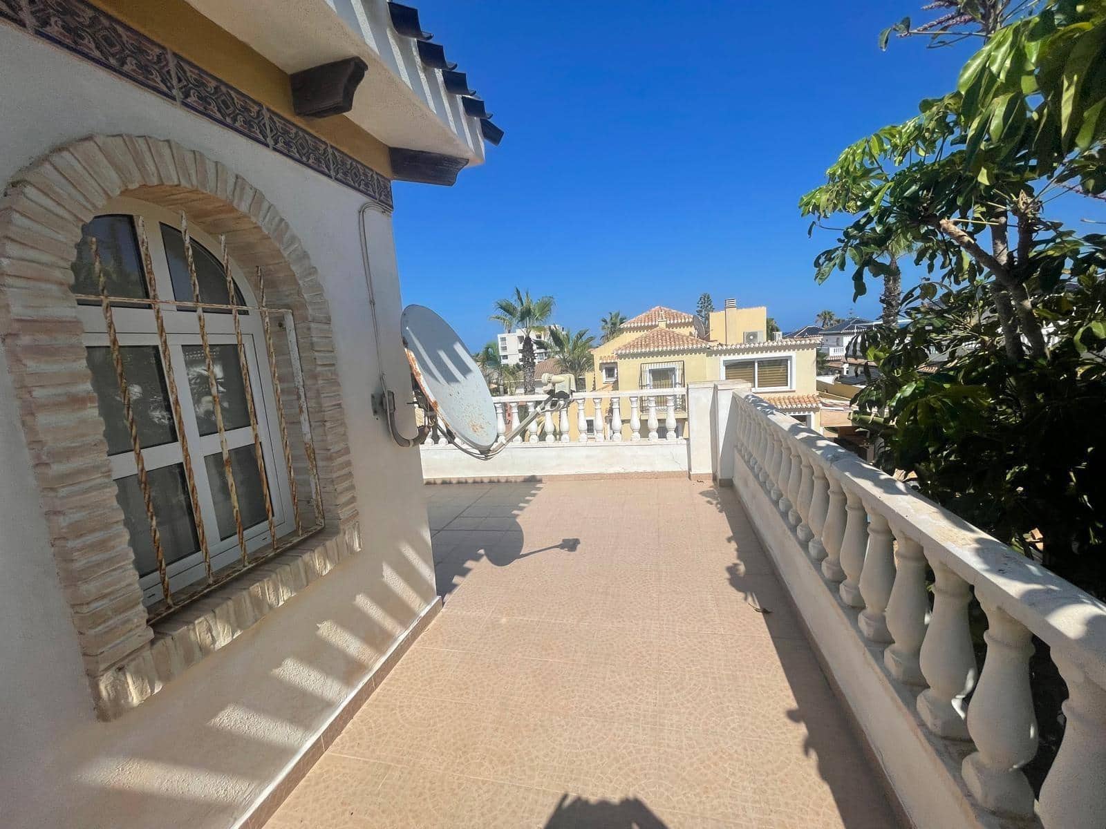 5 slaapkamer Halfvrijstaande villa te koop in La Mata met zwembad - € 670.000 (Ref: 9188417)