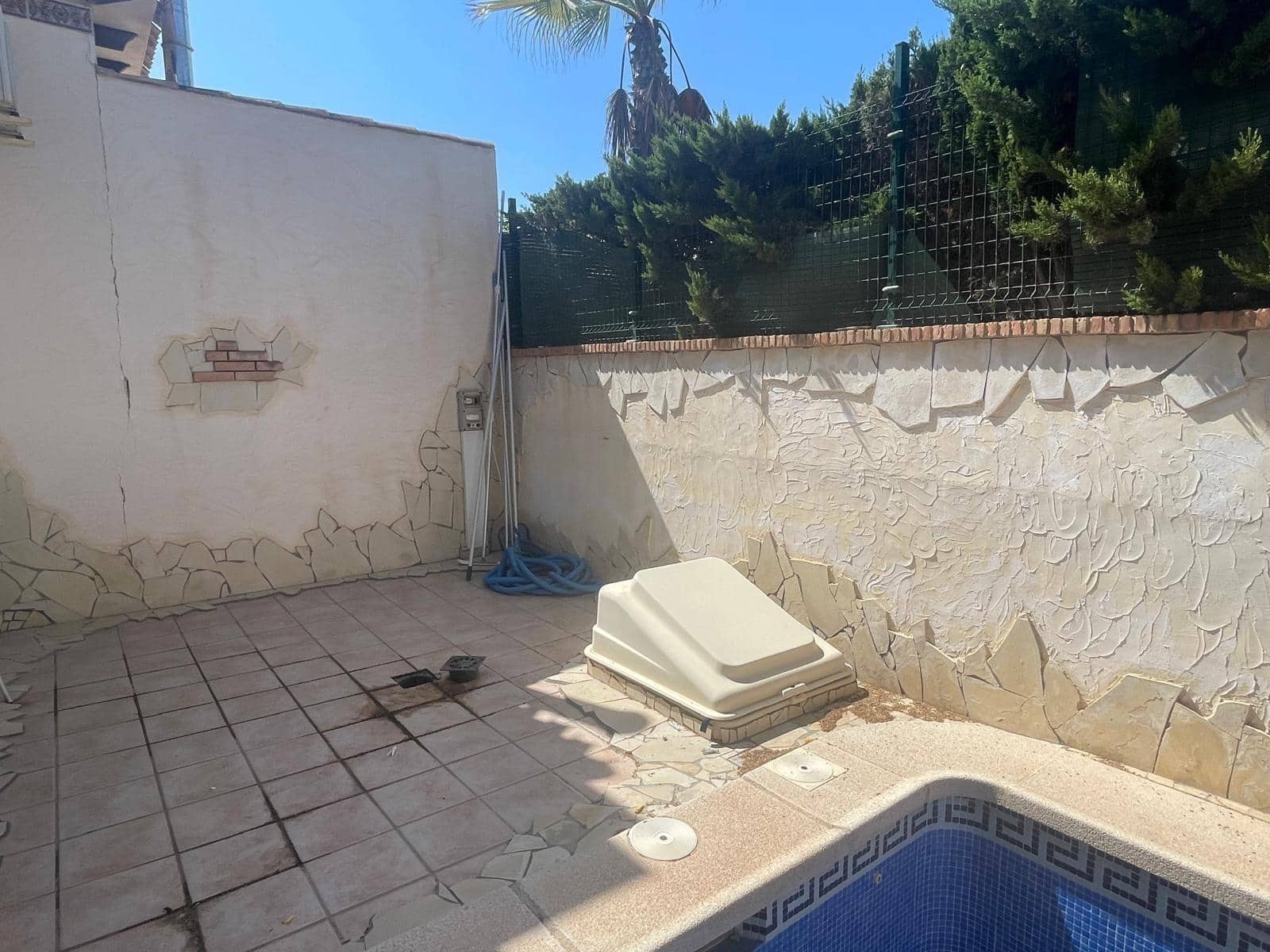 5 slaapkamer Halfvrijstaande villa te koop in La Mata met zwembad - € 670.000 (Ref: 9188417)