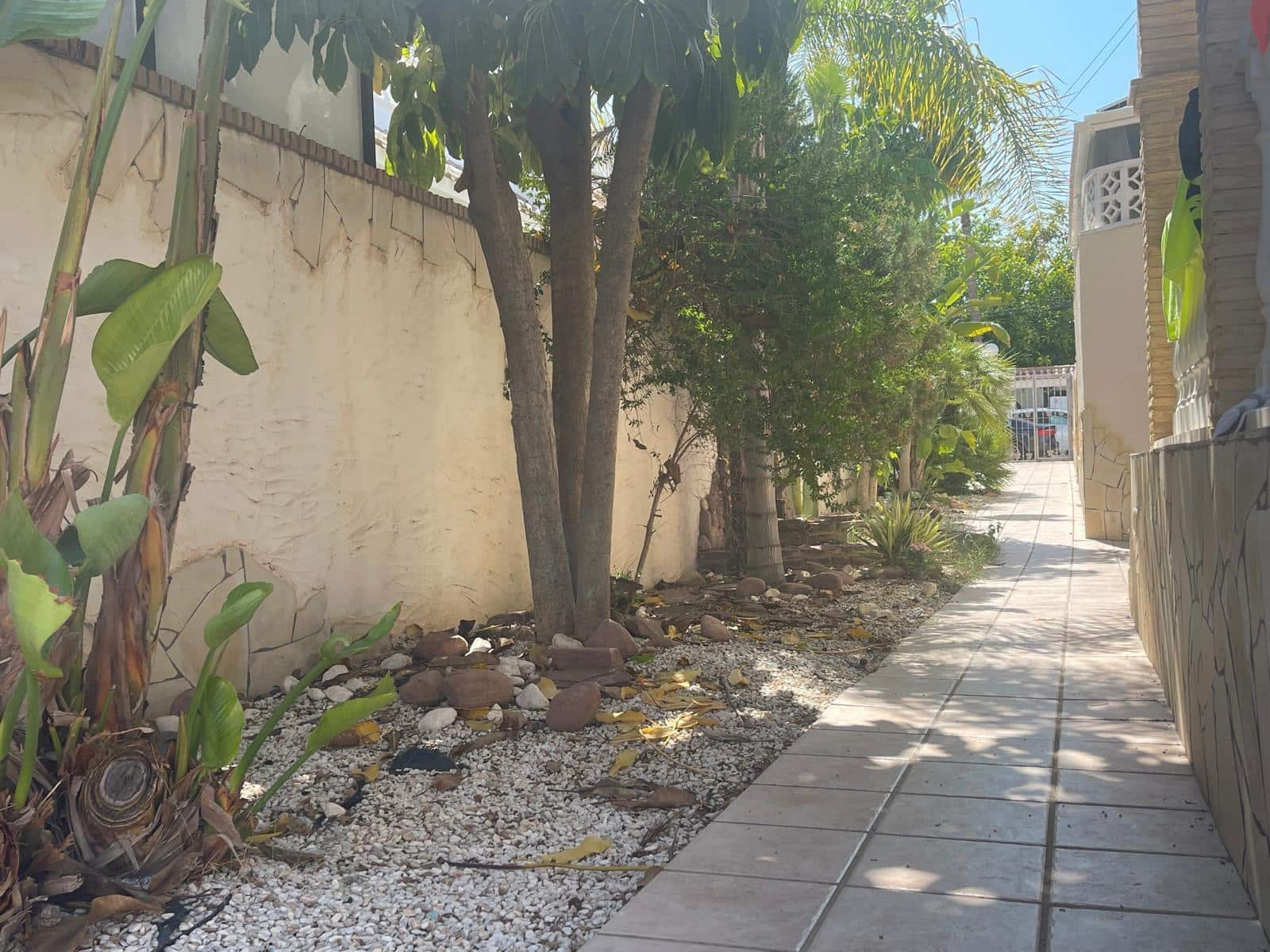 5 slaapkamer Halfvrijstaande villa te koop in La Mata met zwembad - € 670.000 (Ref: 9188417)