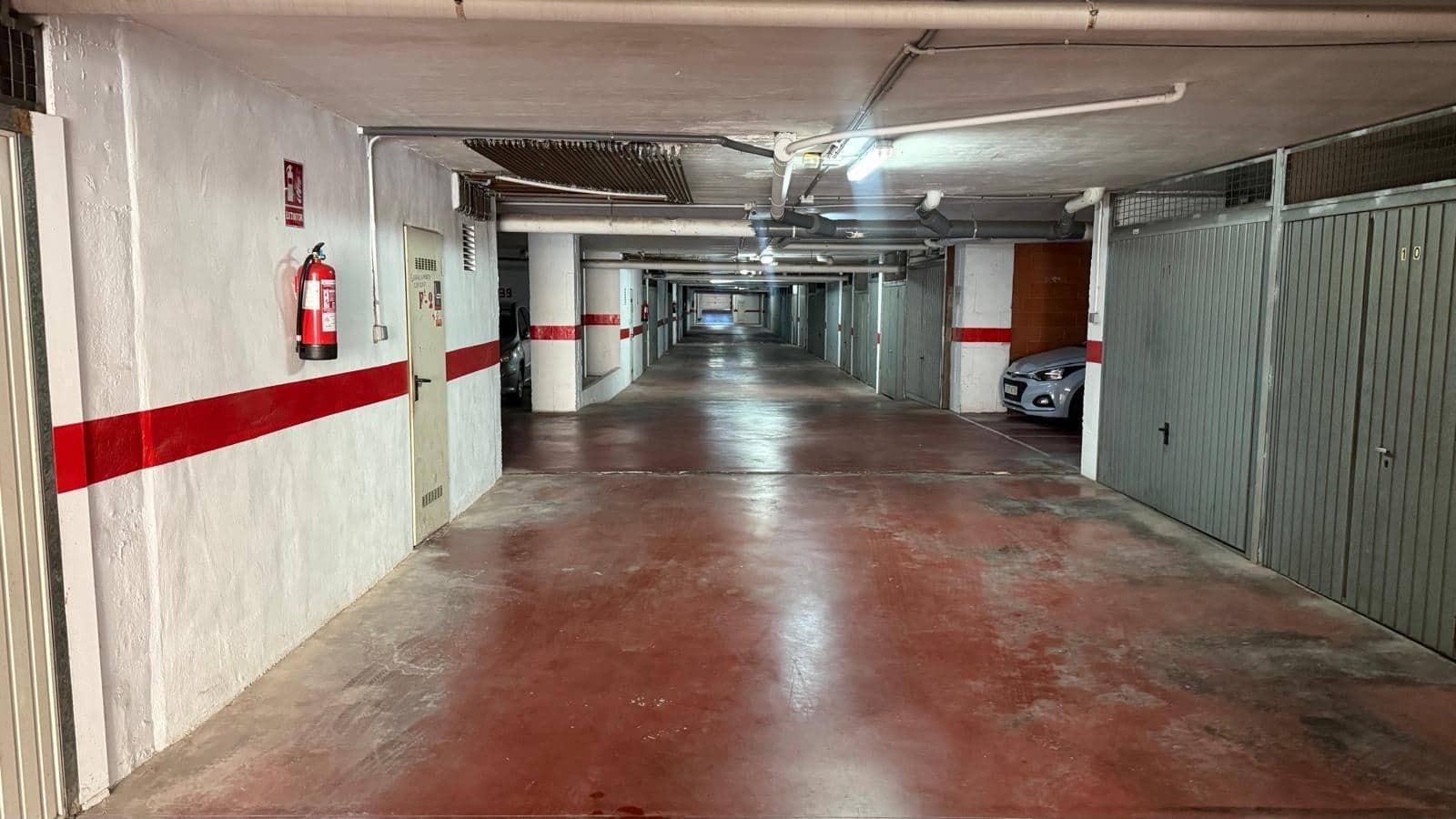 Garage for sale in Torrevieja - € 20,000 (Ref: 9192313)