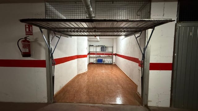 Garage till salu i Torrevieja - 20 000 € (Ref: 9192313)