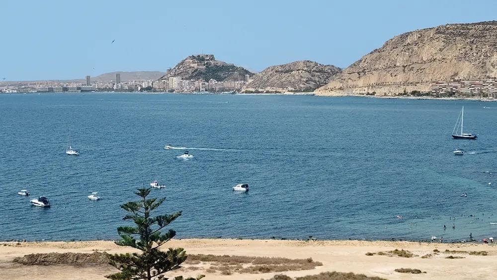 4 sovrum Lägenhet till salu i Playa de San Juan med pool garage - 669 000 € (Ref: 9193779)