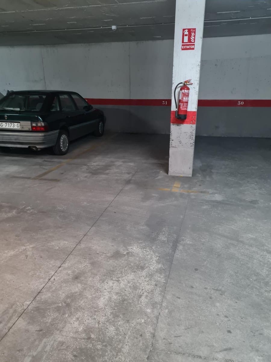 Garage til salg i Torrevieja - € 15.000 (Ref: 9197721)