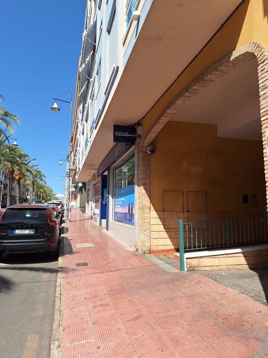 Garage til salg i Torrevieja - € 15.000 (Ref: 9197721)