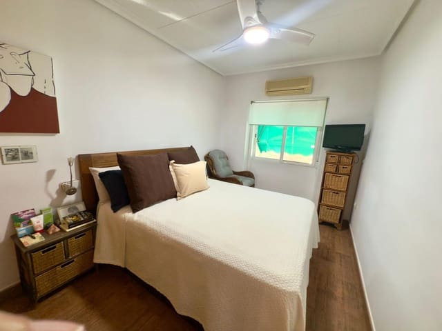 Apartamento de 3 habitaciones en Alicante / Alacant ciudad en venta - 159.000 € (Ref: 9200460)