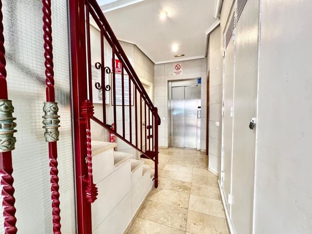 3 makuuhuone Huoneisto myytävänä paikassa Avenida Habaneras - Curva de Palangre, Torrevieja - 159 900 € (Ref: 9200462)