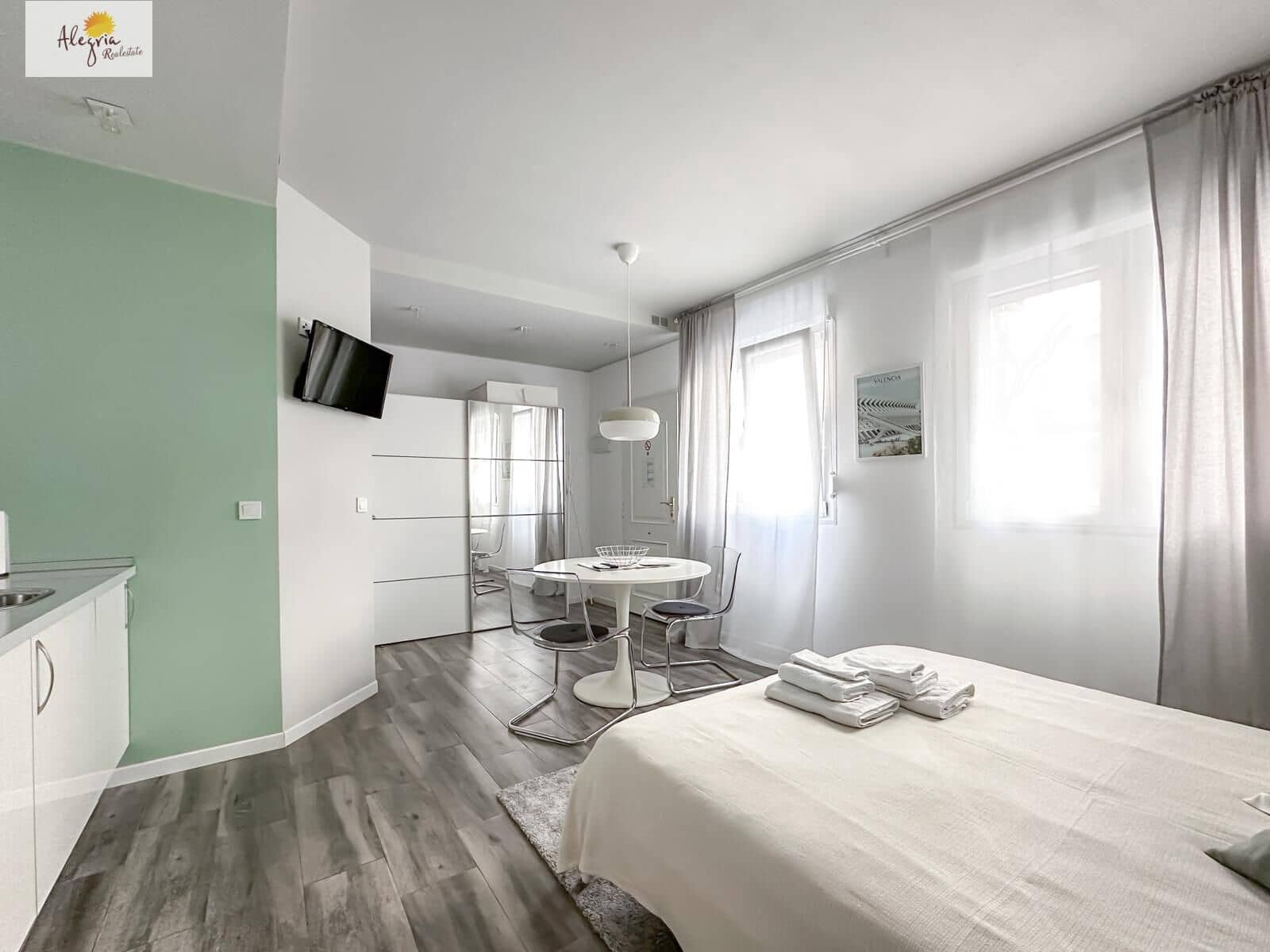 1 sypialnia Studio na sprzedaż w Miasto Walencja - 160 000 € (Ref: 9206789)