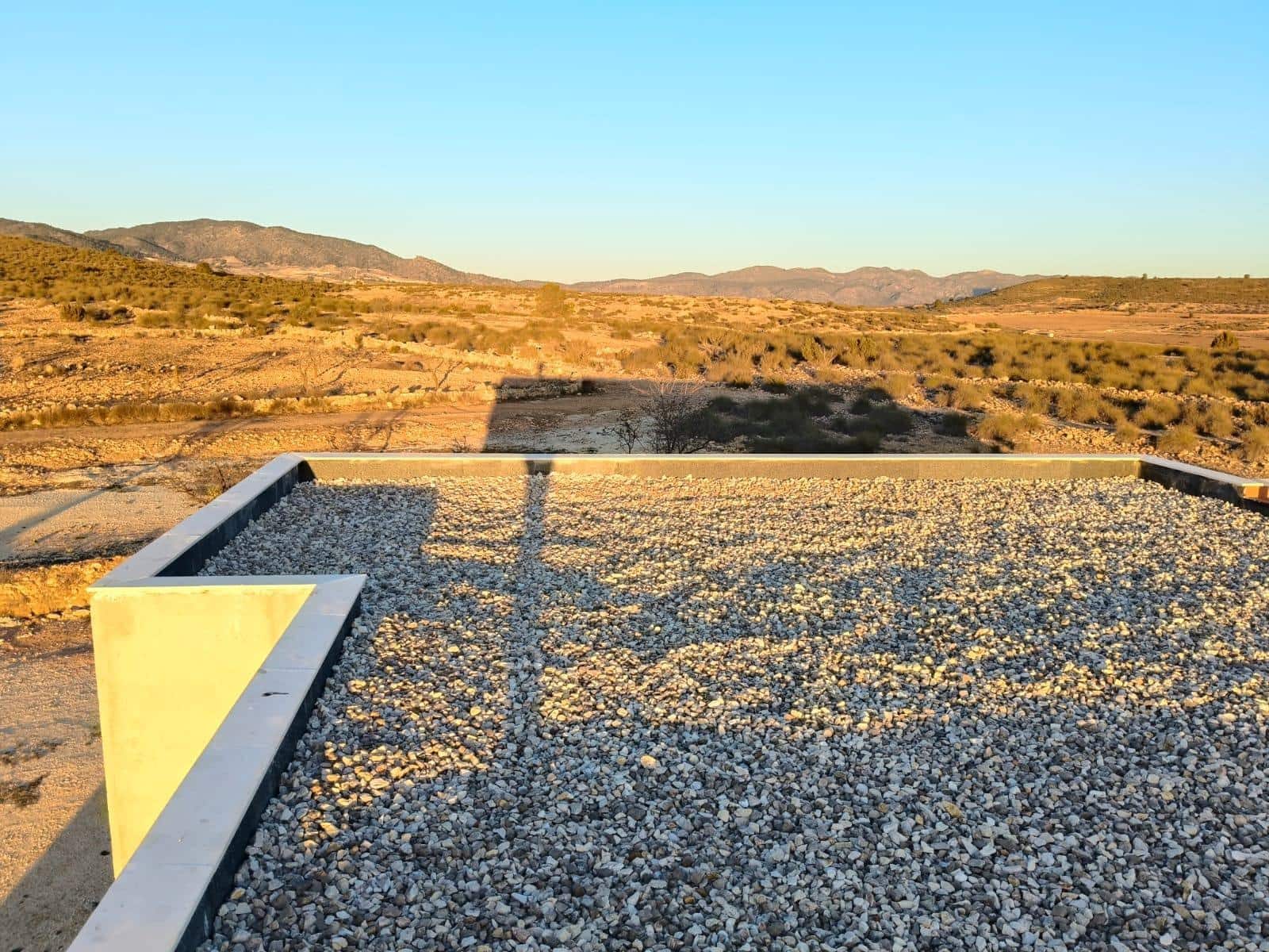 Chalet de 3 habitaciones en Pinoso en venta con piscina garaje - 389.000 € (Ref: 9208279)