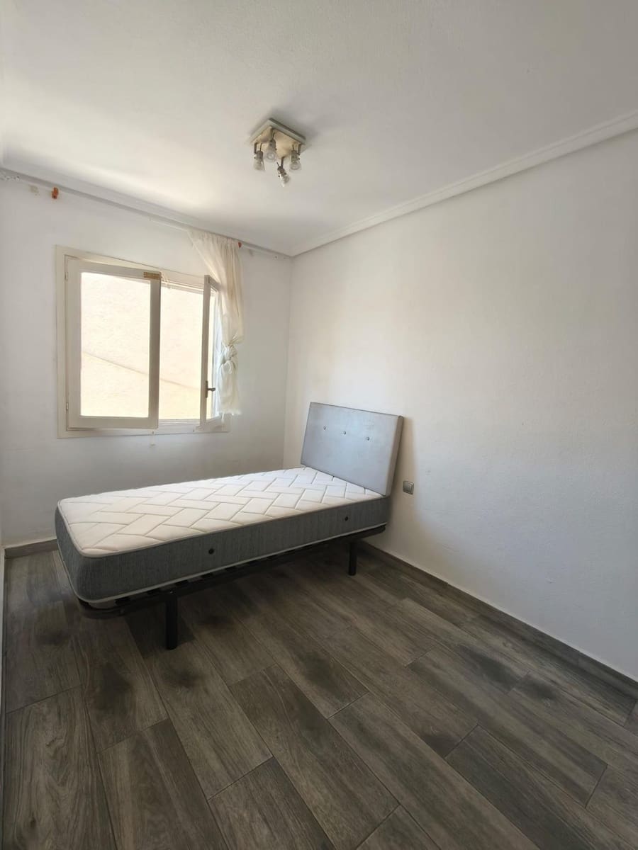 3 makuuhuone Huoneisto myytävänä paikassa Punta Prima mukana uima-altaan - 189 500 € (Ref: 9208284)