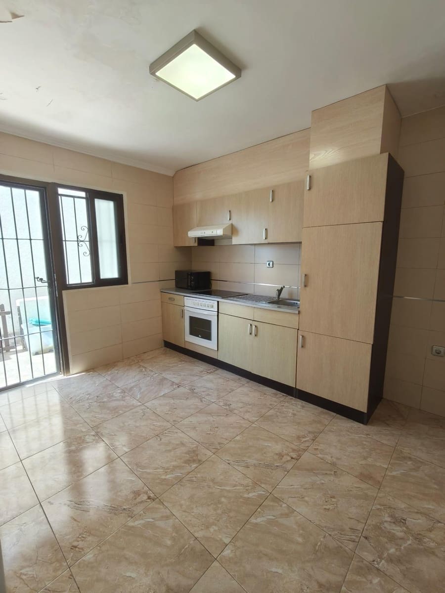 3 makuuhuone Huoneisto myytävänä paikassa Punta Prima mukana uima-altaan - 189 500 € (Ref: 9208284)