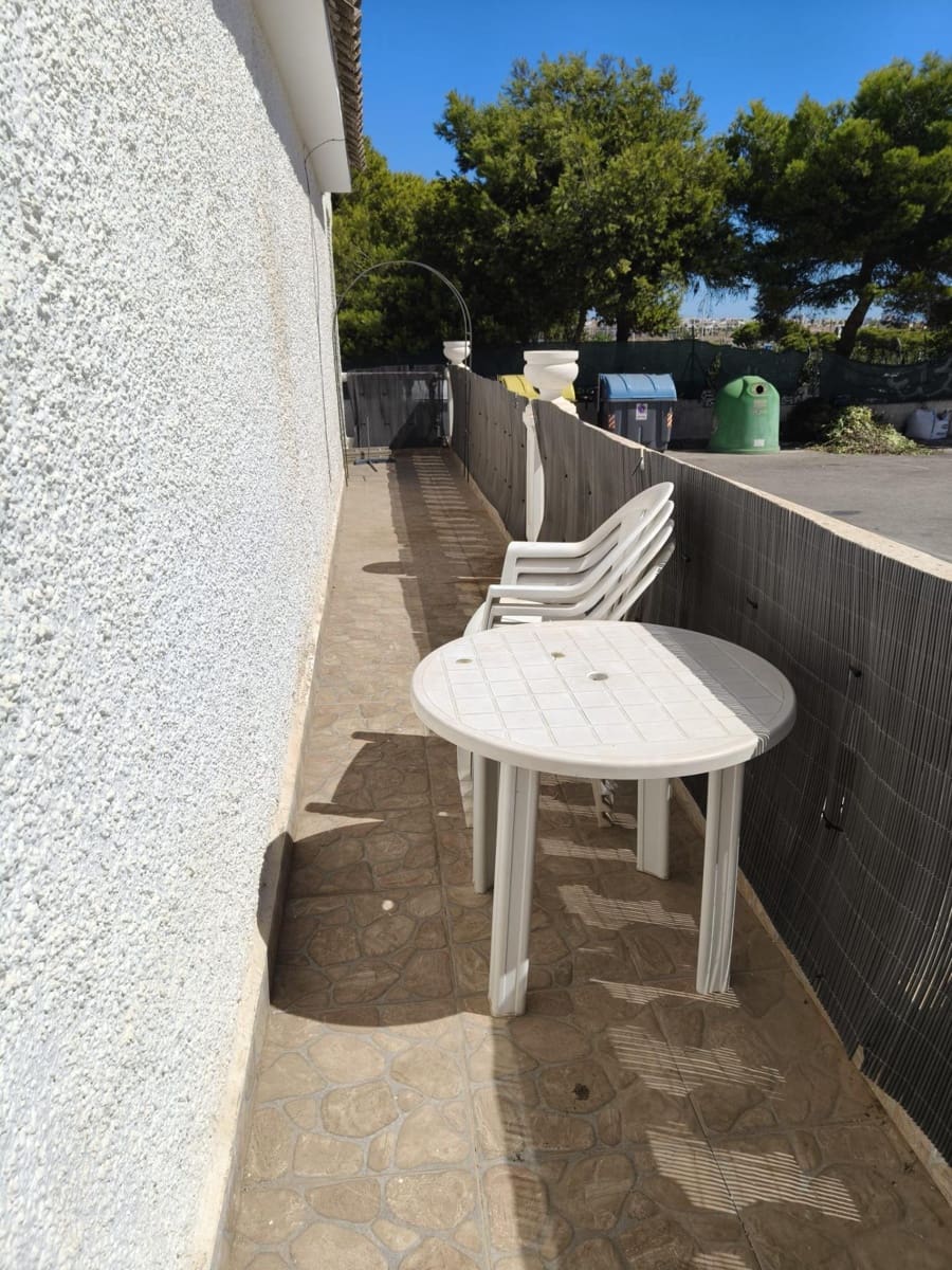 3 makuuhuone Huoneisto myytävänä paikassa Punta Prima mukana uima-altaan - 189 500 € (Ref: 9208284)